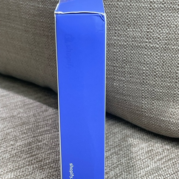 Shopify  Chip & Swipe Reader - Picture 4 of 5